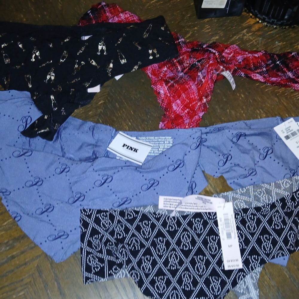 Victoria's Secret Blue and Black Patterned Bottoms NWT 6 Pairs.